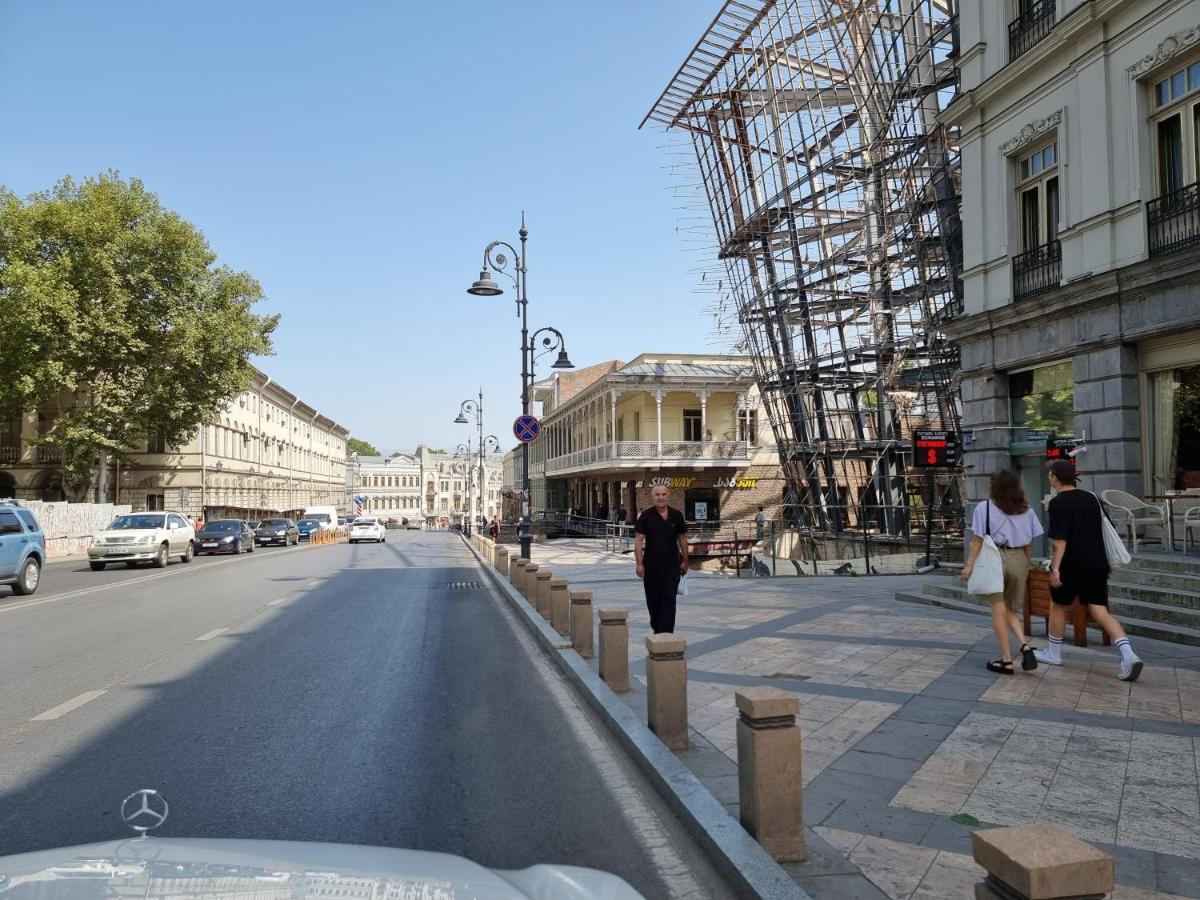 Old Tbilisi Freedom Square, Tbilisi Площадь Свободы Exterior photo