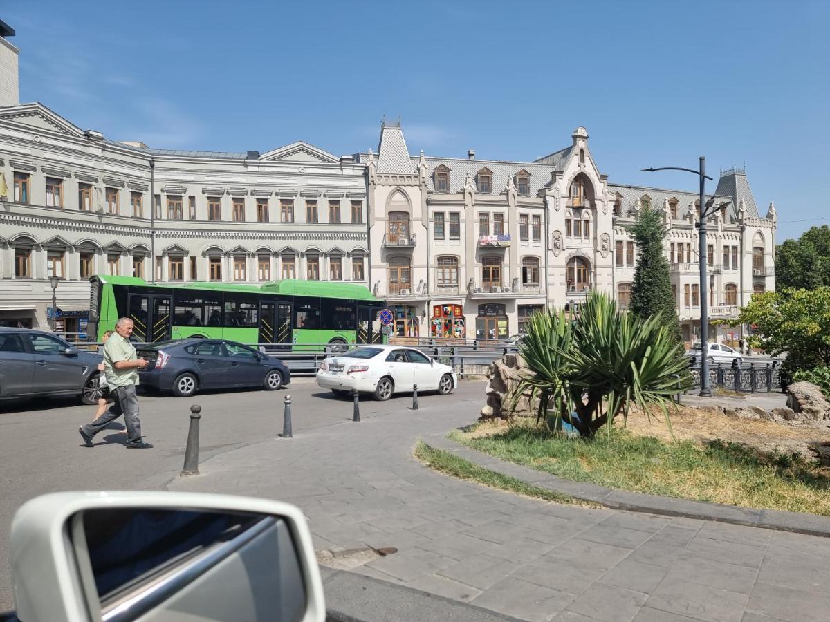 Old Tbilisi Freedom Square, Tbilisi Площадь Свободы Exterior photo