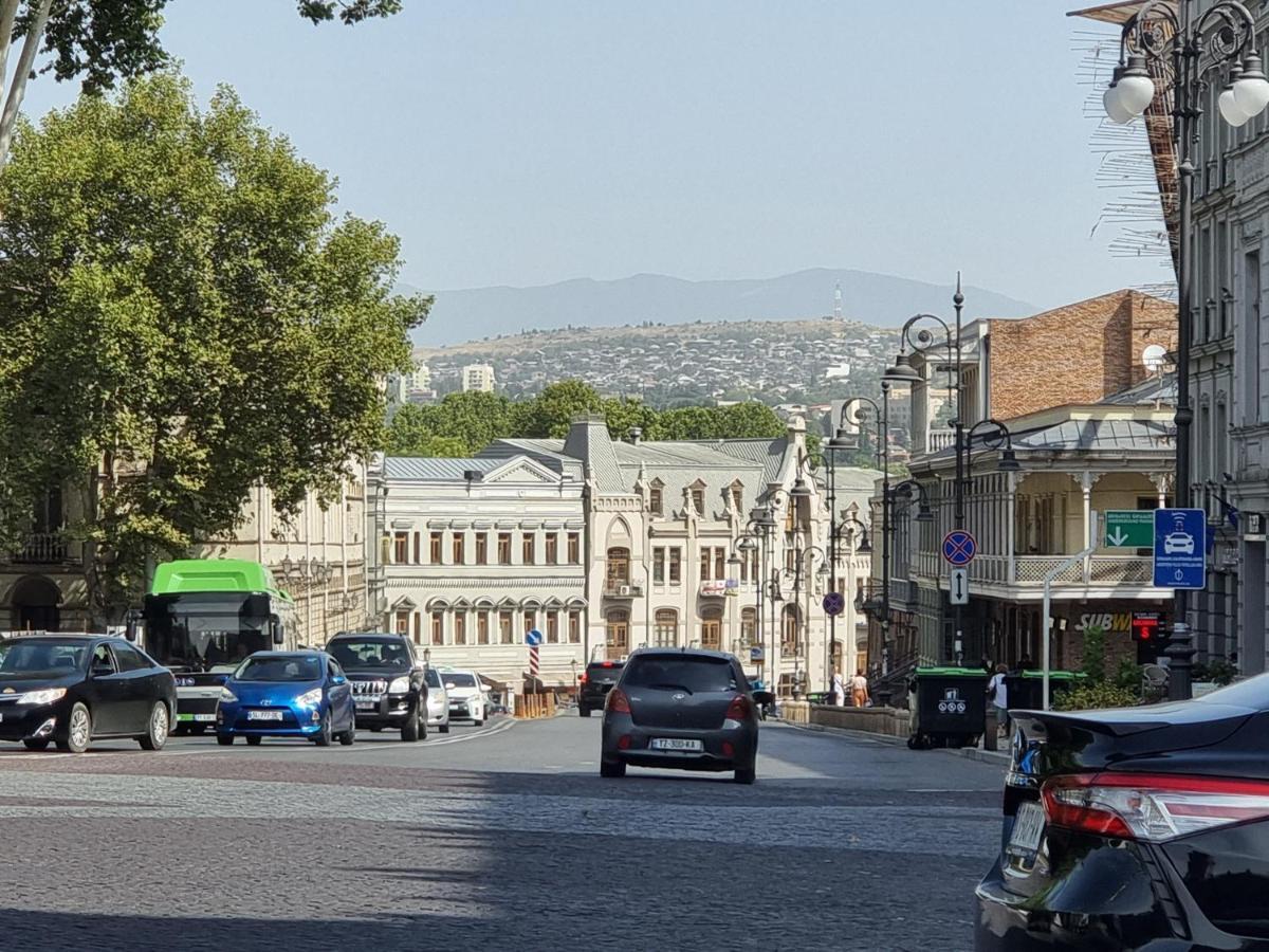Old Tbilisi Freedom Square, Tbilisi Площадь Свободы Villa Exterior photo