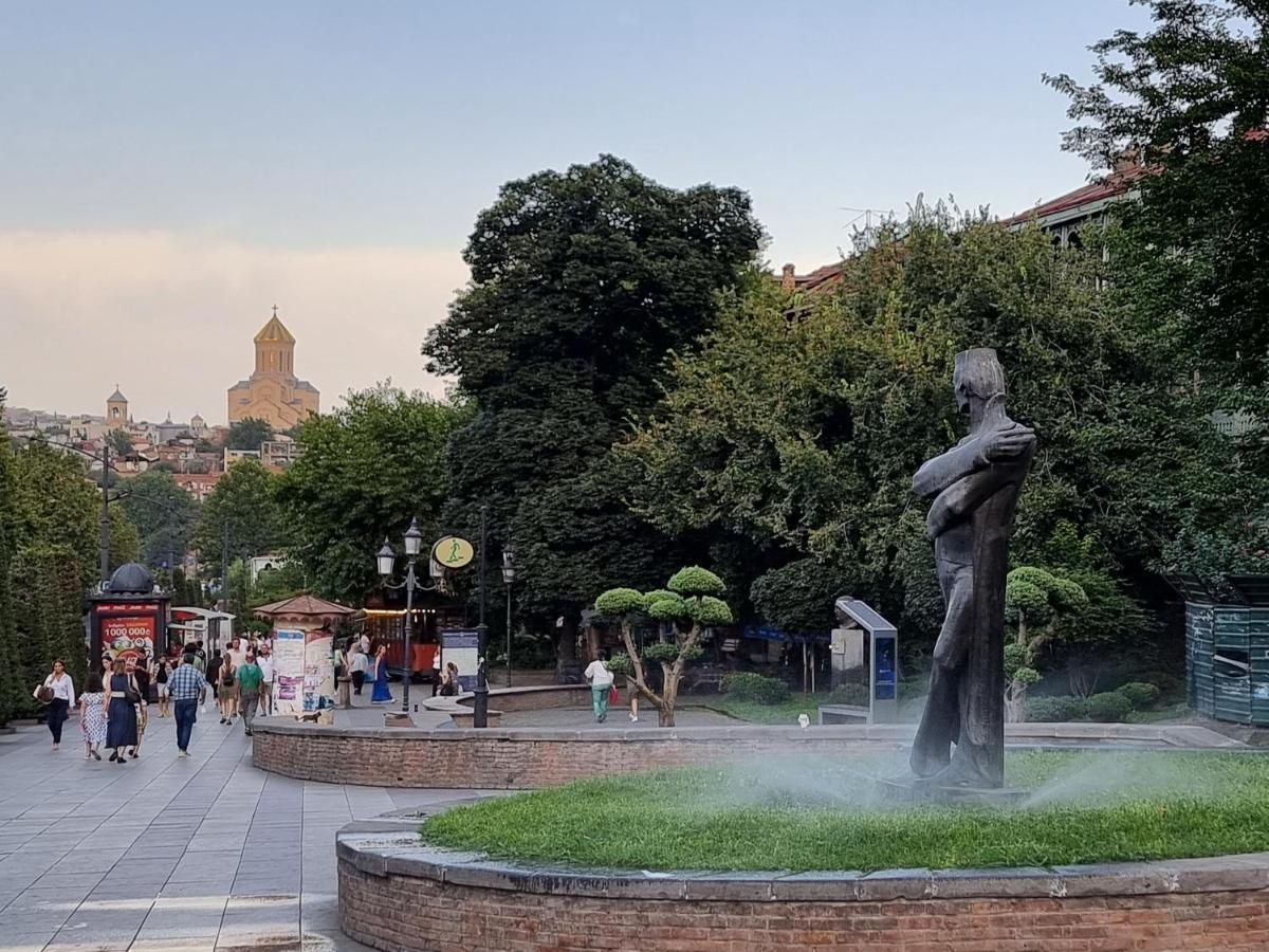 Old Tbilisi Freedom Square, Tbilisi Площадь Свободы Villa Exterior photo